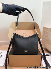 Coach bag |  The mini hobo bag is just too adorable!
