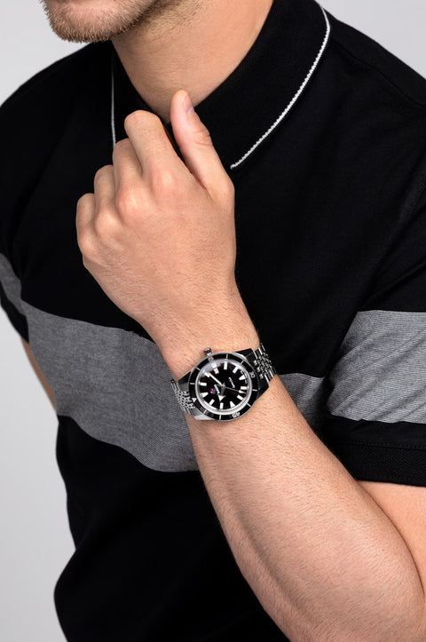 Rado-Captain Cook Automatic R32505153
42.0 mm, Automatic, 137 g