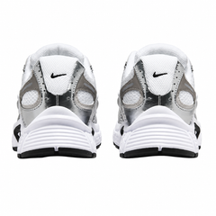 Women’s V5 RNR White Sneakers