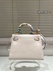 Kelly 25 Cream White Graffiti Limited Edition "In and Out"