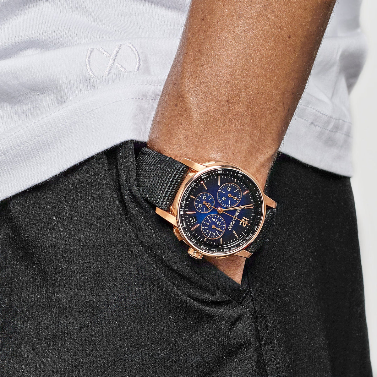 Audemars Piguet Code 11.59 26393OR.OO.A002KB.03 Selfwinding Chronograph Rose Gold Blue Dial (2022)