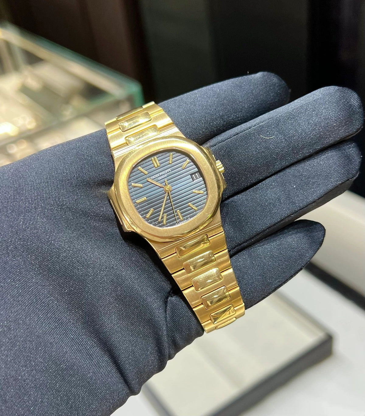Patek Philippe Nautilus 3800J Yellow Gold 37mm Blue Dial