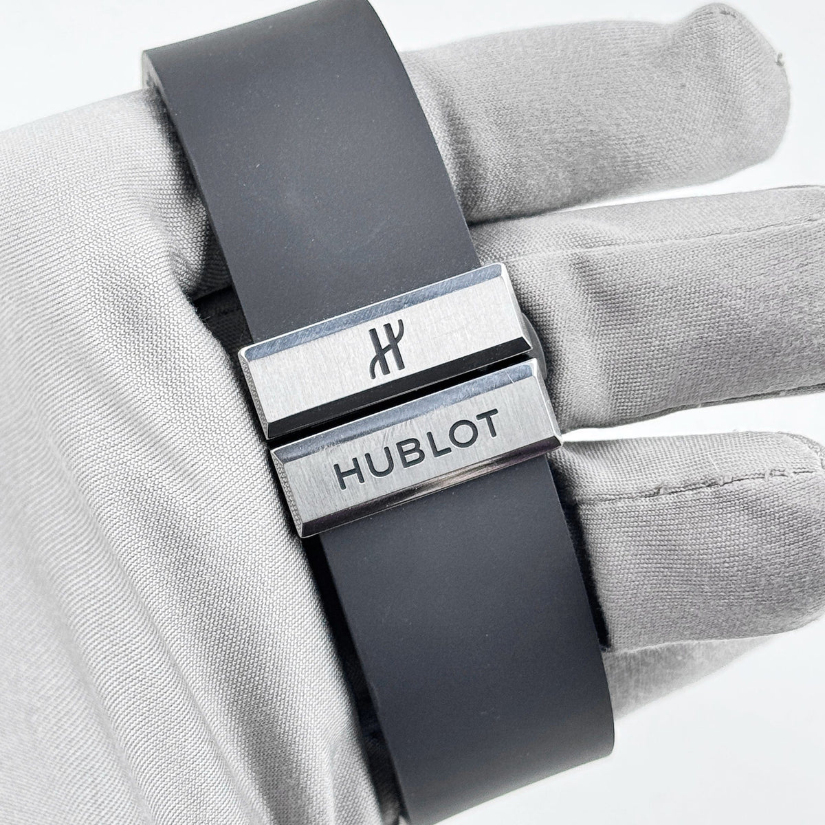 Hublot Classic Fusion 511.NX.1270.RX.MDM40 '40 Year Anniversary' Titanium Limited Edition (2021)