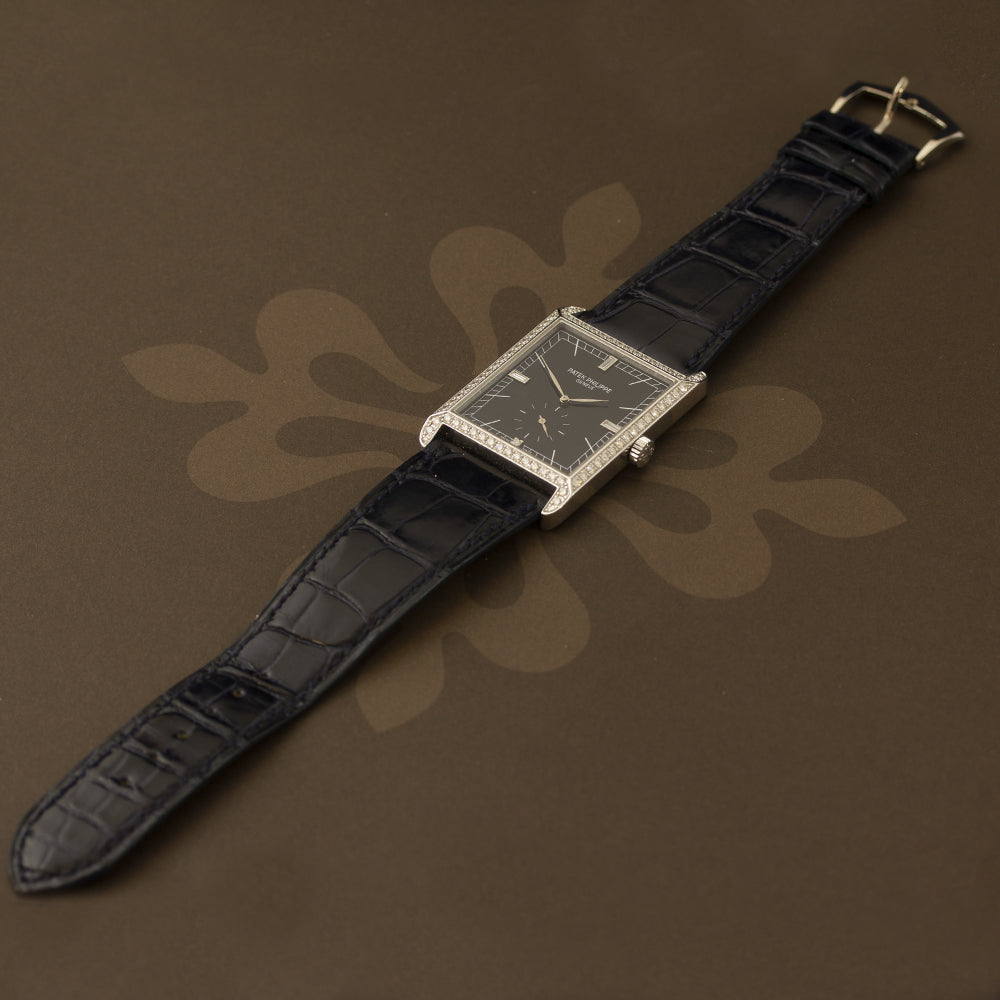 Pre-owned Patek Philippe Gondolo 18ct White Gold Manual Wind Leather Strap Watch, 5112-001G