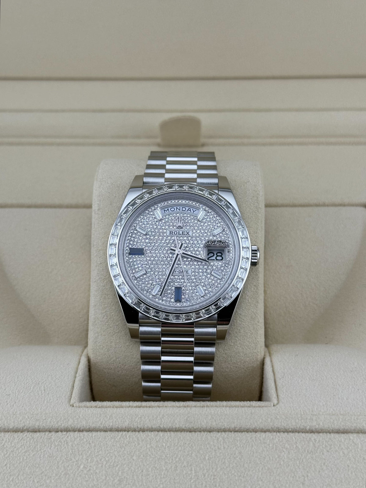 Rolex Day-Date 228396TBR Platinum Diamond Bezel Diamond-Paved Sapphire Dial (2024)