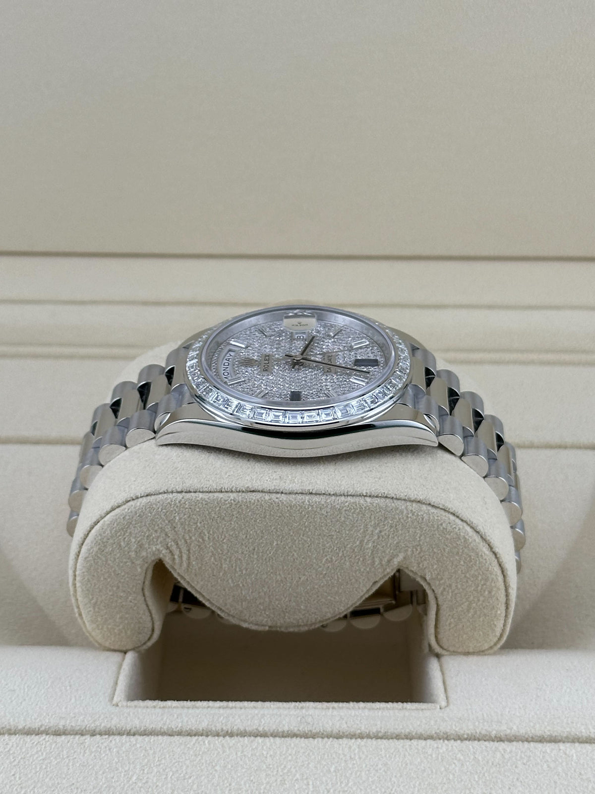 Rolex Day-Date 228396TBR Platinum Diamond Bezel Diamond-Paved Sapphire Dial (2024)