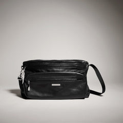 Gucci Tag medium crossbody bag - black leather