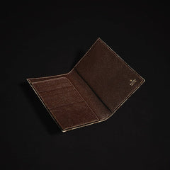 Gucci Essence Classic passport case - sand and brown GG canvas